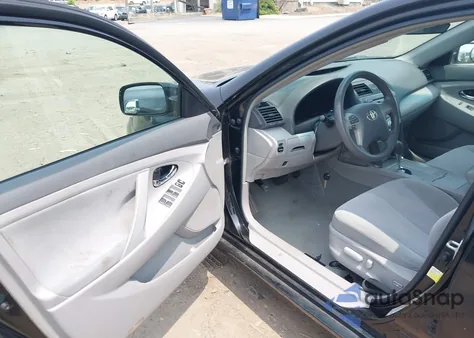 2011 Toyota Camry Le z USA, uszkodzony, nr VIN 4T4BF3EK2BR218540